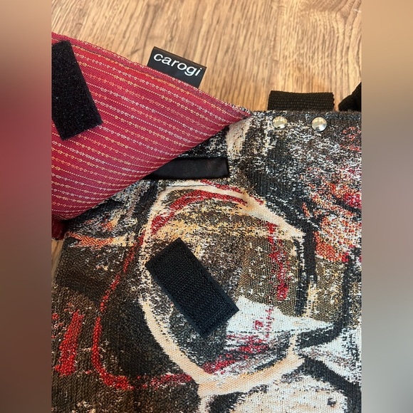 Carogi Convertible Bag NWT Convertible Backpack - Picture 2 of 5